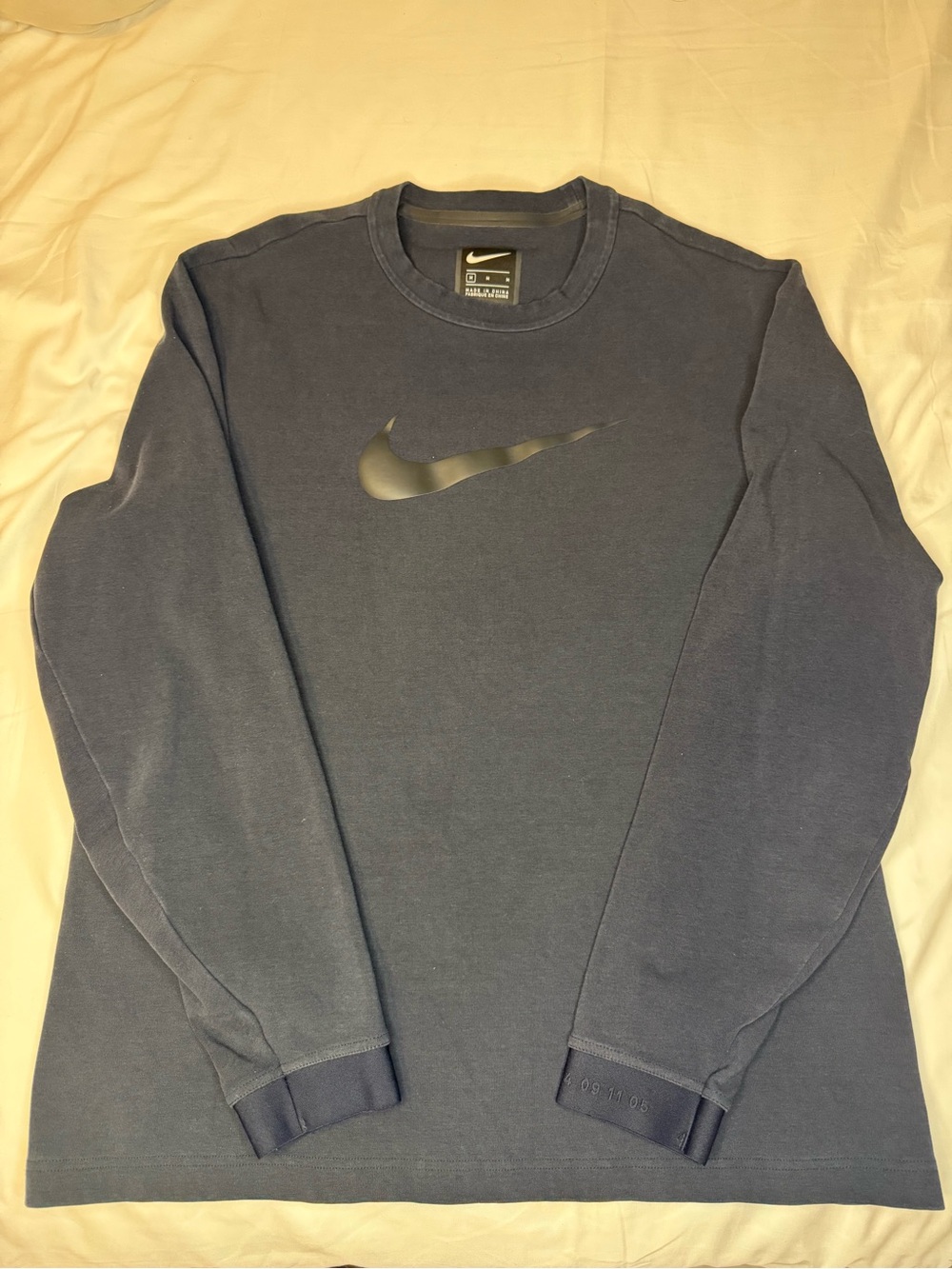 Nike Sportswear Tech Pack Men’s Dark Navy Swoosh Long Sleeve Crewneck Pullover